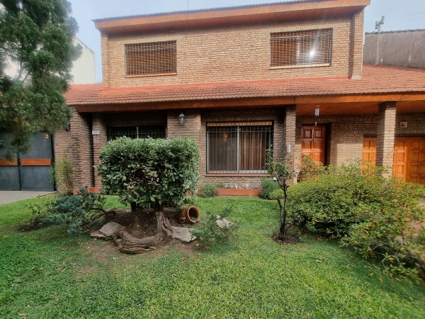 Hermosa Residencia en Aldo Bonzi