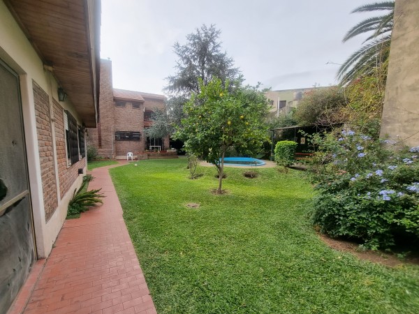 Hermosa Residencia en Aldo Bonzi