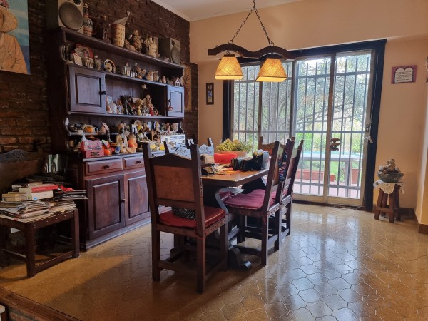 Hermosa Residencia en Aldo Bonzi