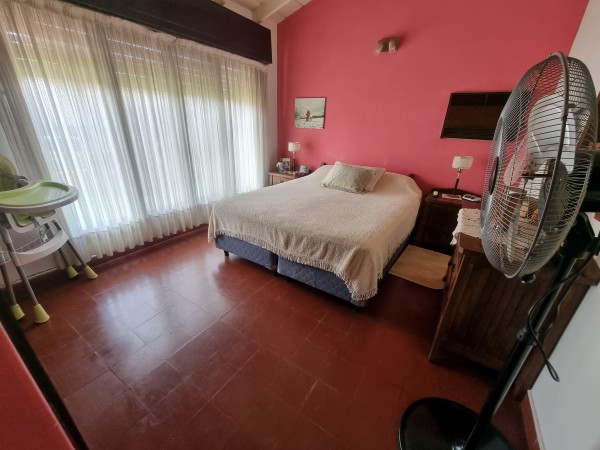 Hermoso Chalet en Esquina