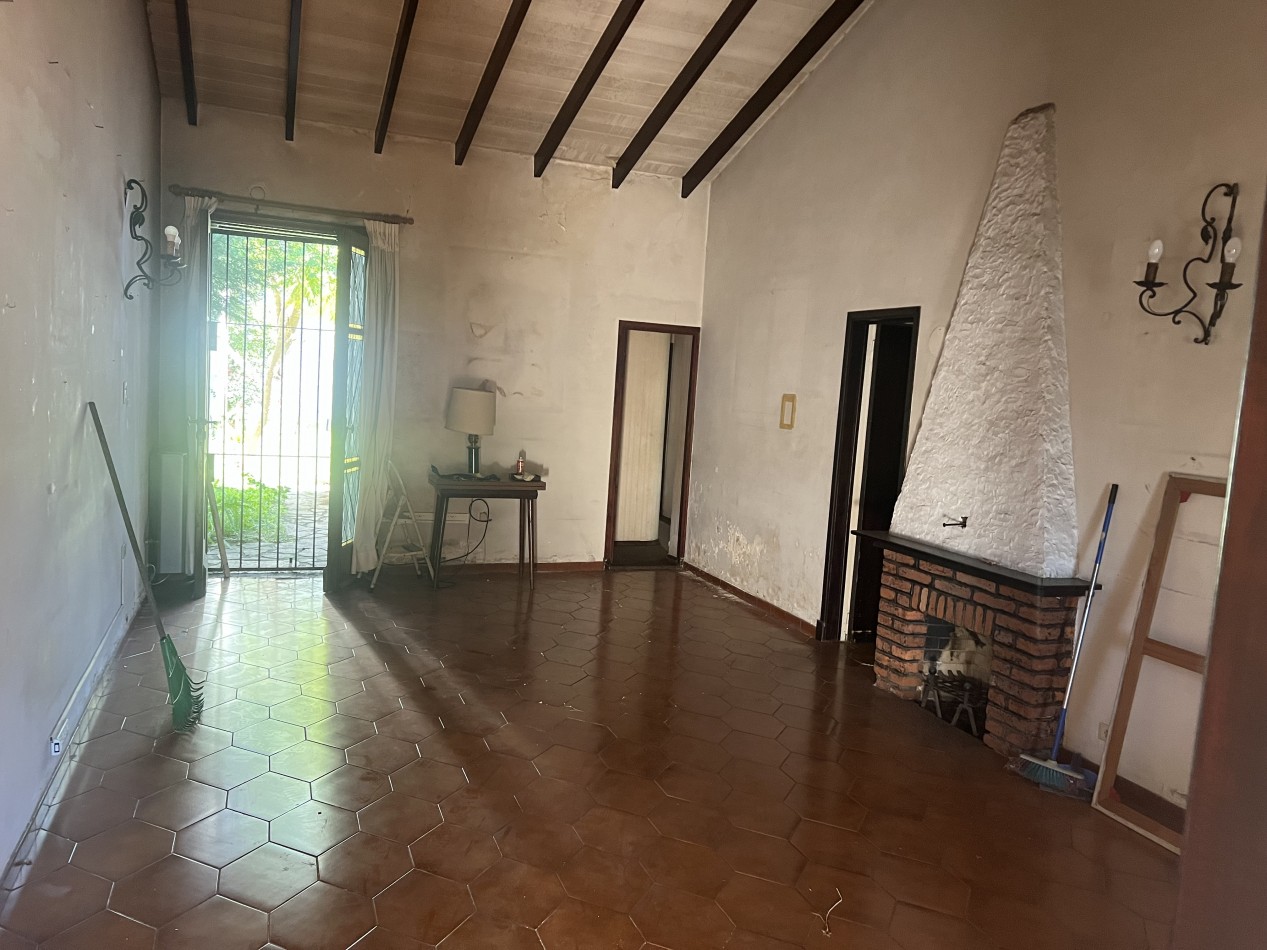 Chalet + Local + Departamento