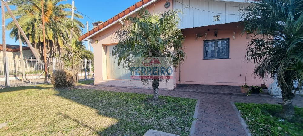 Chalet en esquina Circ 1 Sec 2