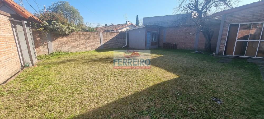 Chalet en esquina Circ 1 Sec 2