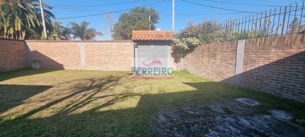 Chalet en esquina Circ 1 Sec 2