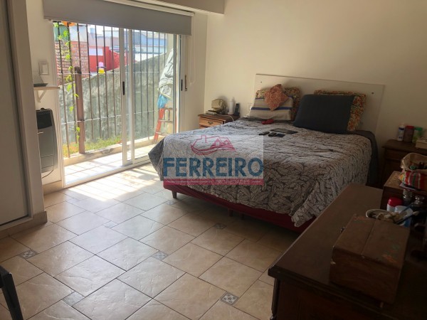 Hermosa casa de las 200 Viviendas