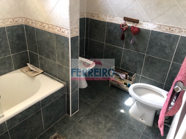 Hermosa casa de las 200 Viviendas