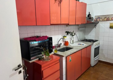 Venta departamento en Barrio Alas